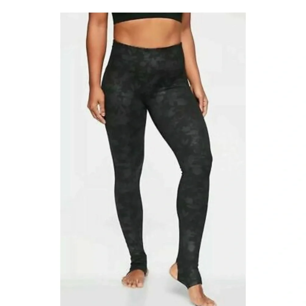 Athleta Barre floral  stirrup tights size small - Picture 3 of 6